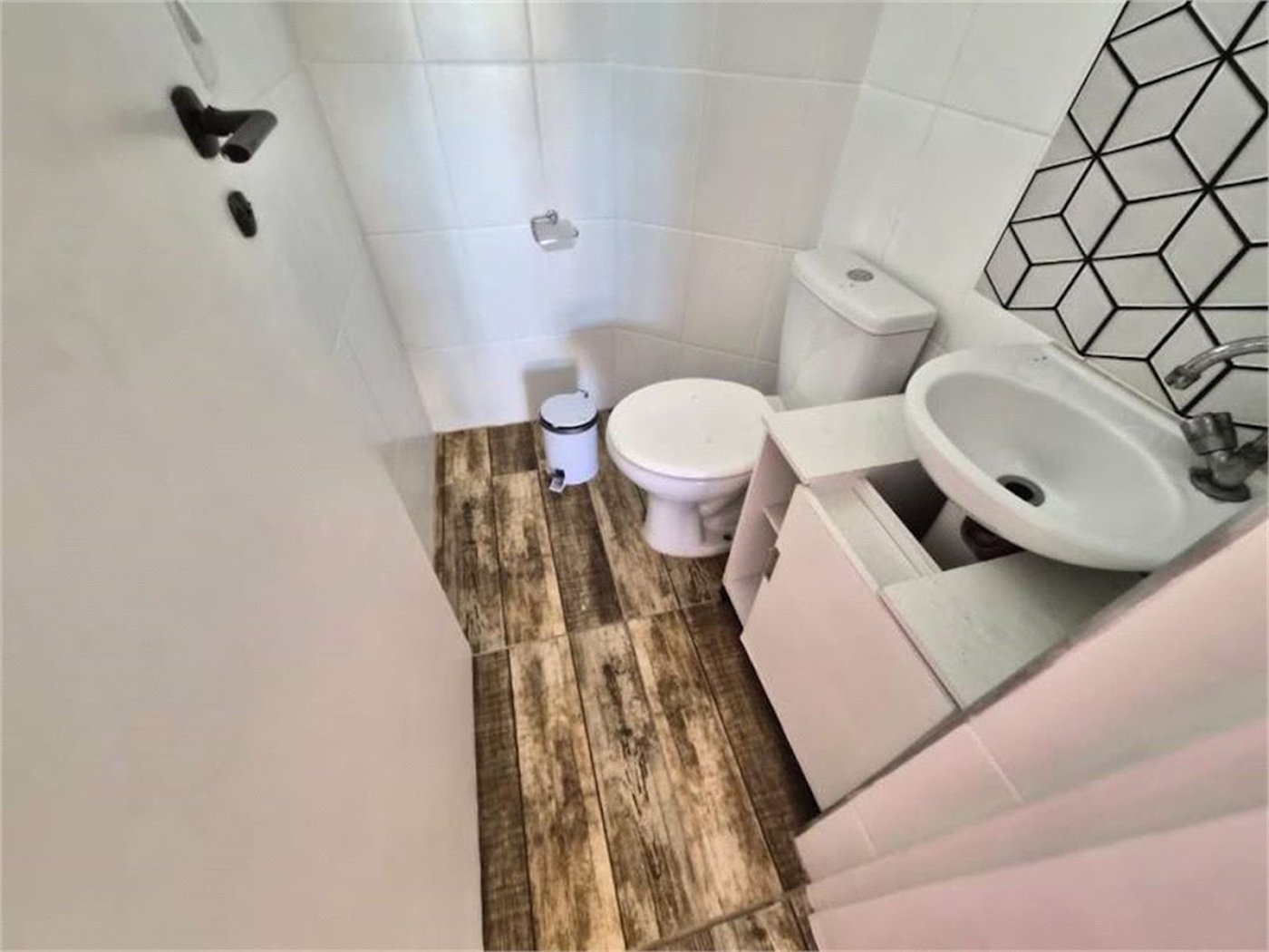 Apartamento Residencial à venda, Loteamento João Batista Julião, Guarujá - AP1261.