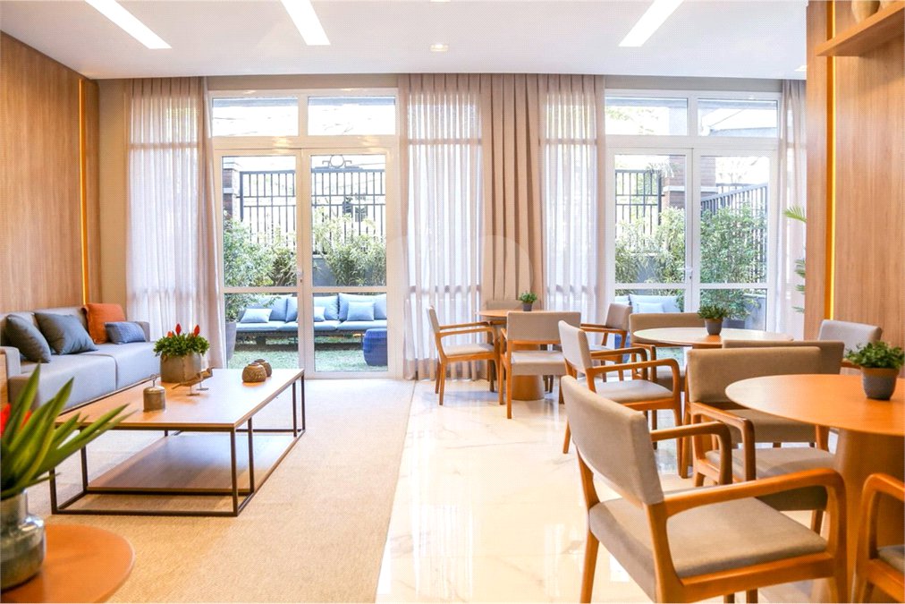 Apartamento à venda com 2 suítes em Vila Madalena, São Paulo, SP