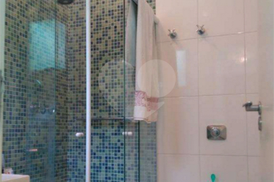 Sobrado à venda com 3 quartos, sendo 1 suíte, em Tremembé, São Paulo, SP