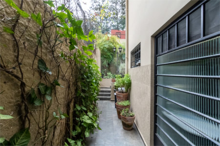 Casa à venda com 3 quartos, sendo 1 suíte,  em Parque Colonial, São Paulo, SP
