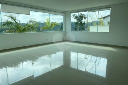 Casa à venda com 4 suítes em Jardim Imperial Hills Iii, Arujá, SP