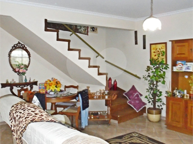 Sobrado à venda com 2 quartos em Vila Maria, São Paulo, SP