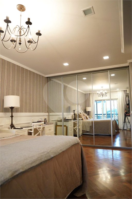 Apartamento à venda com 2 suítes em Itaim Bibi, São Paulo, SP