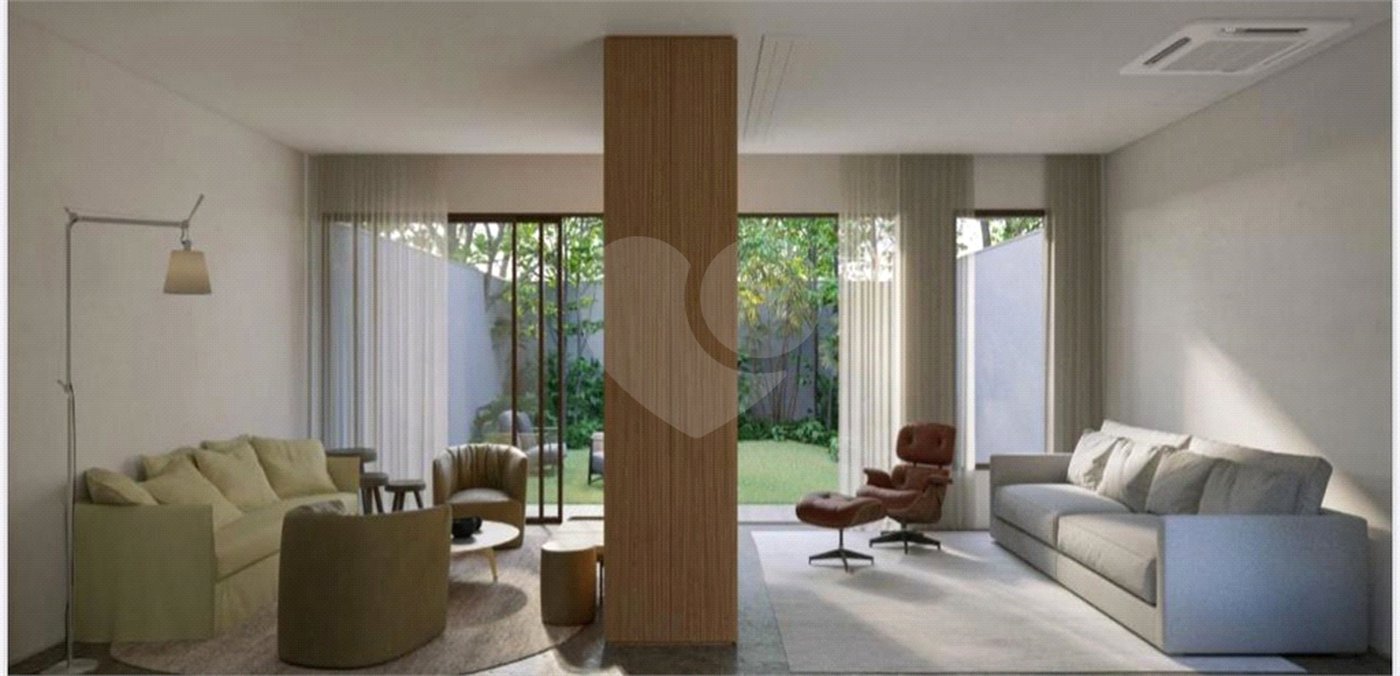 Casa à venda com 4 quartos, sendo 3 suítes, no condomínio Jardim Chapel, São Paulo - SP