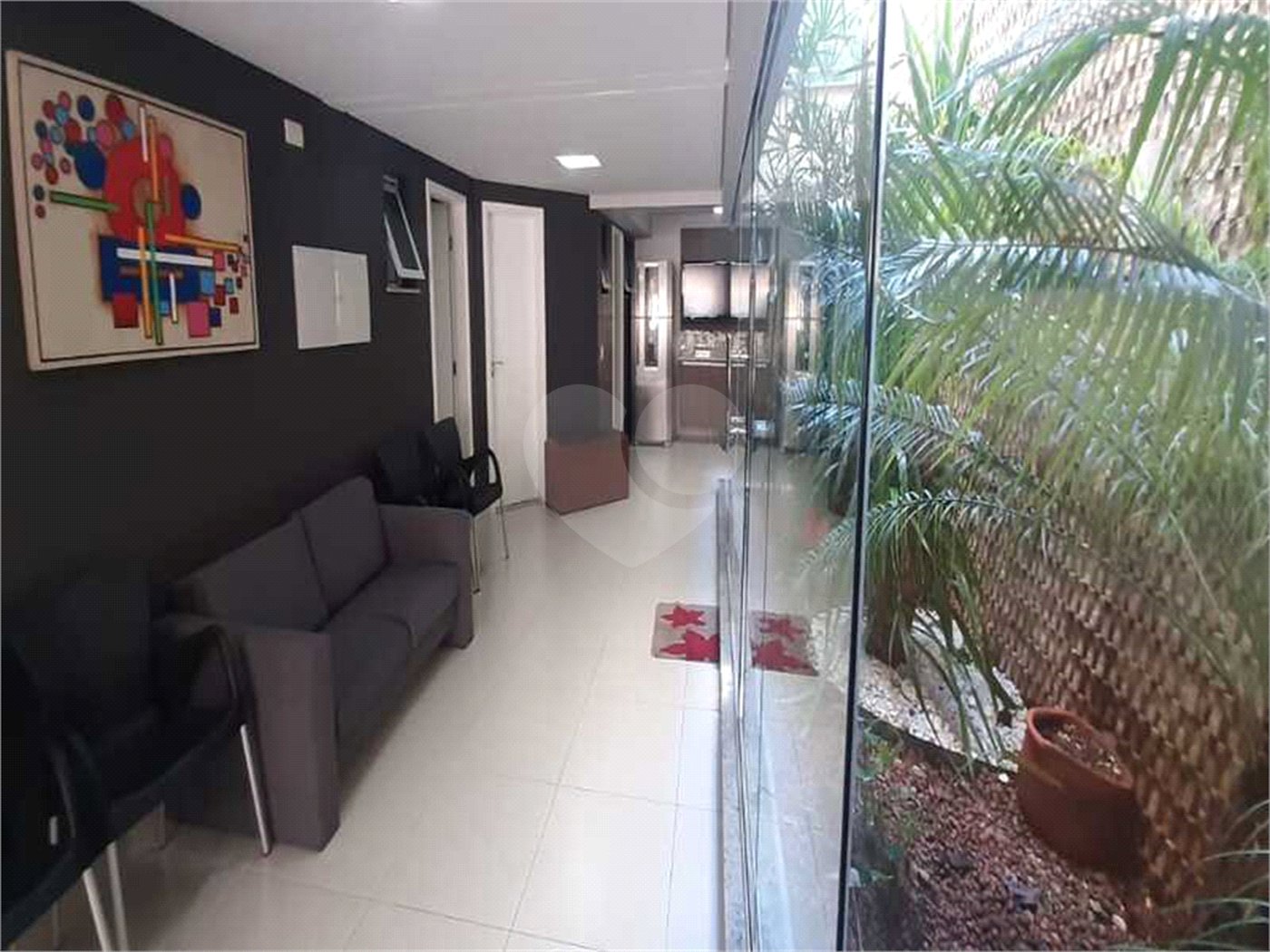 Casa à venda com 4 quartos, sendo 2 suítes, no condomínio Florada da Serra, São Paulo - SP