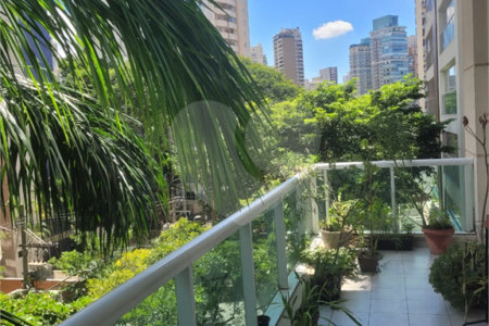 Apartamento à venda com 3 quartos, sendo 2 suítes, em Vila Uberabinha, São Paulo, SP