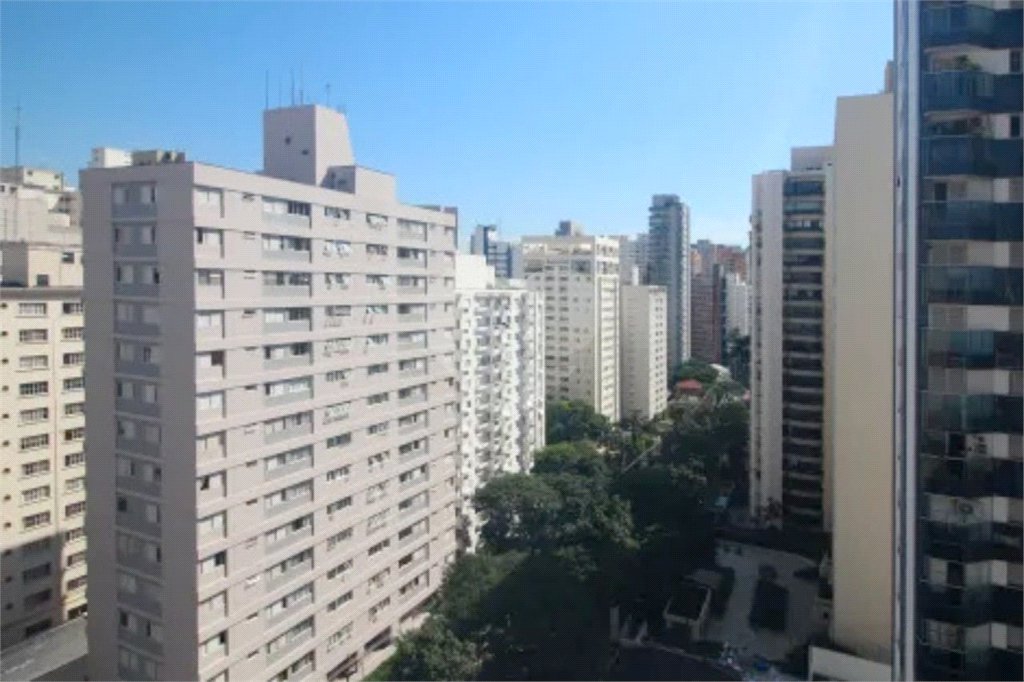 Apartamento à venda com 3 quartos em Moema, São Paulo, SP