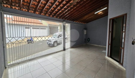 Casa à venda com 3 quartos, sendo 1 suíte,  em Jardim Regente, Indaiatuba, SP
