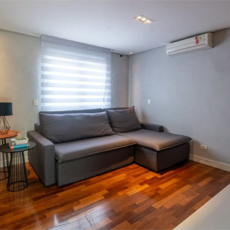 Casa à venda com 4 quartos, sendo 2 suítes, no condomínio Melbourne Residence, São Paulo - SP