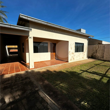 Casa à venda com 2 quartos, sendo 1 suíte,  em Jardim Aeroporto, Ponta Porã, MS