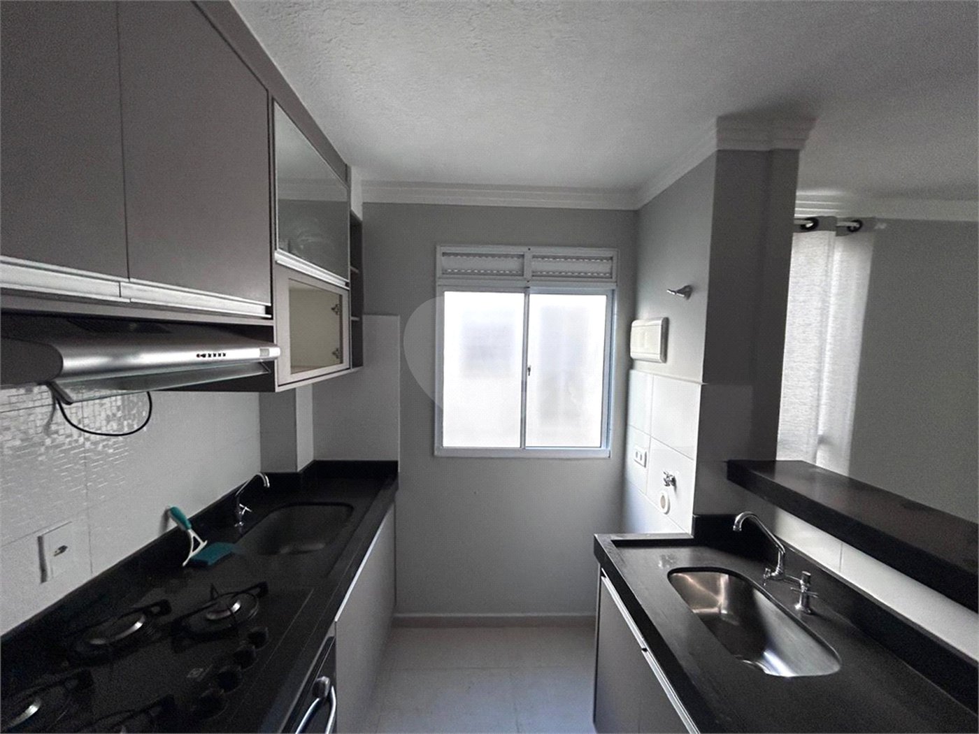 Apartamento no Monte D'oro á venda.