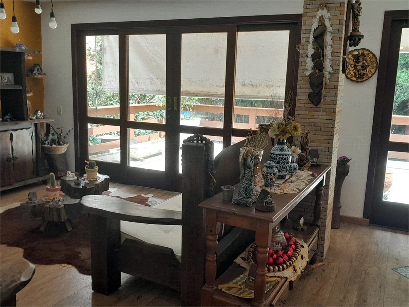 Sobrado à venda com 6 quartos, sendo 3 suítes,  em Rolinópolis, São Paulo, SP