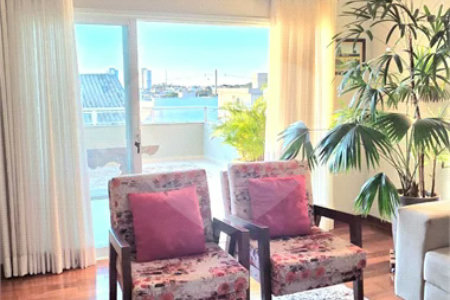 CASA A VENDA CONDOMINIO QUEBEC
