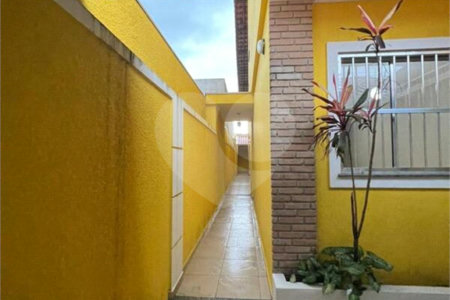 Sobrado à venda com 3 quartos, sendo 1 suíte, em Vila Piauí, São Paulo, SP