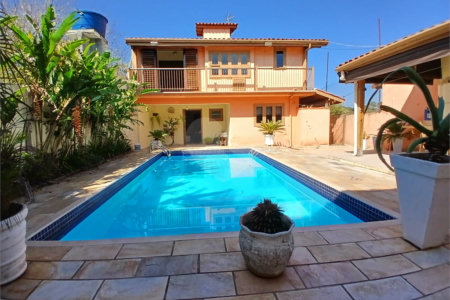 Casa à venda com 3 quartos, sendo 2 suítes, em Jardim Brogotá, Atibaia, SP