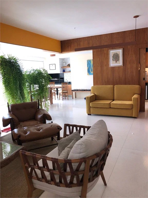 Apartamento à venda com 3 suítes em Lapa, São Paulo, SP
