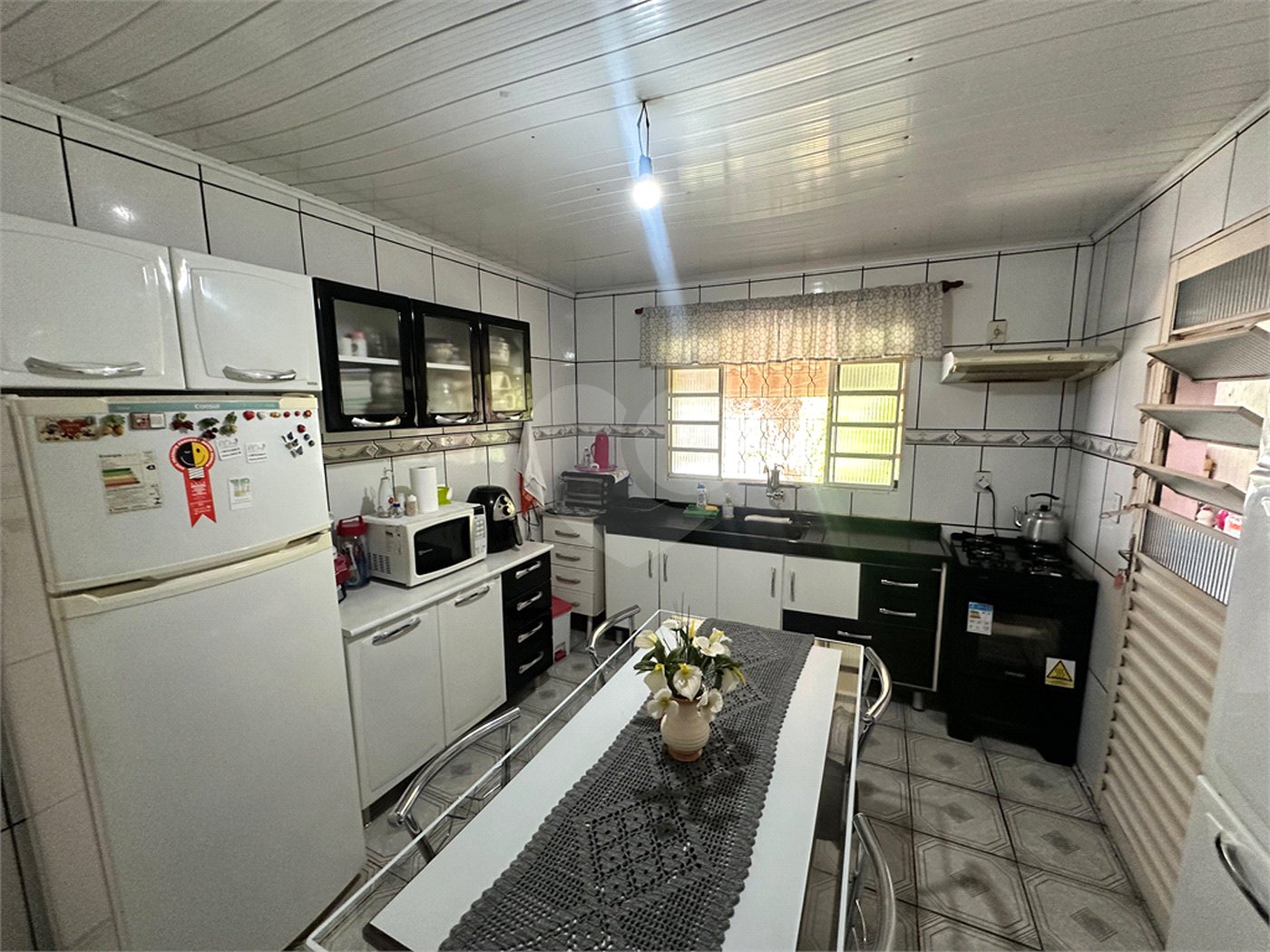 Casa à venda com 3 quartos, sendo 1 suíte, em Jardim Colonial, Atibaia, SP