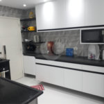 Sobrado à venda com 4 quartos, sendo 1 suíte, em Tremembé, São Paulo, SP