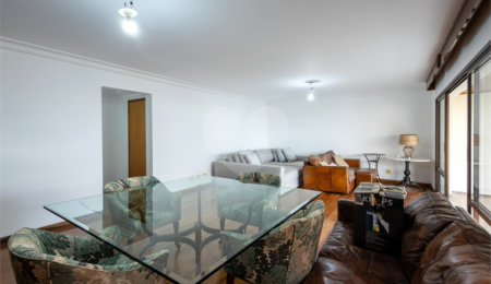 Apartamento à venda com 4 quartos, sendo 3 suítes,  em Jardim Monte Kemel, São Paulo, SP