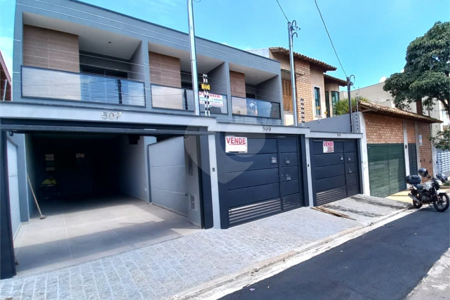 Sobrado à venda com 3 suítes em Vila Guilherme, São Paulo, SP