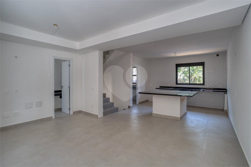 Casa em condomínio à venda com 4 quartos, sendo 2 suítes, em Brooklin, São Paulo, SP