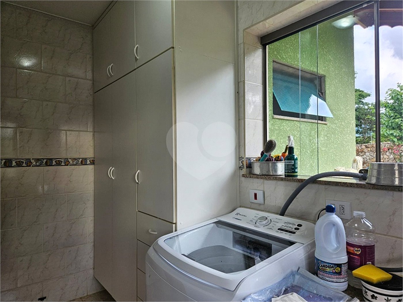 Casa à venda com 4 quartos, sendo 3 suítes, em Jardim Tapajós, Atibaia, SP