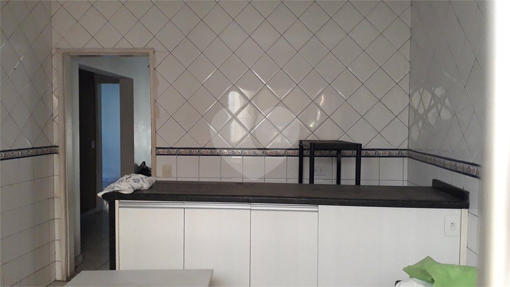 Casa à venda com 5 quartos, sendo 2 suítes, em Jardim Nadir, São Paulo, SP