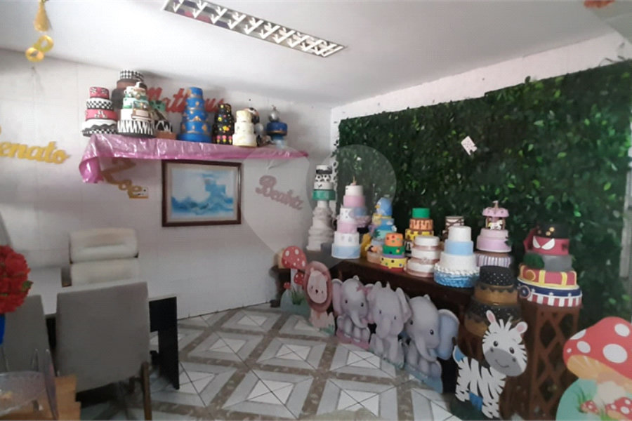 Sobrado à venda com 4 quartos, sendo 1 suíte, em Santana, São Paulo, SP