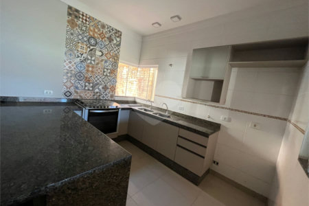 Casa à venda com 3 quartos, sendo 1 suíte, em Ipê, Três Lagoas, MS