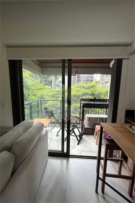 Apartamento à venda com 1 suíte em Jardim Paulistano, São Paulo, SP