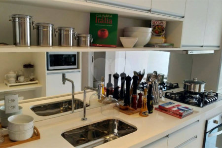 Apartamento à venda com 4 suítes em Jardim Guedala, São Paulo, SP