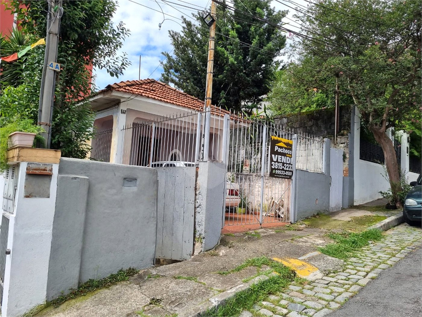 Casa na Vila Madalena com 240 metros quadrados de terreno