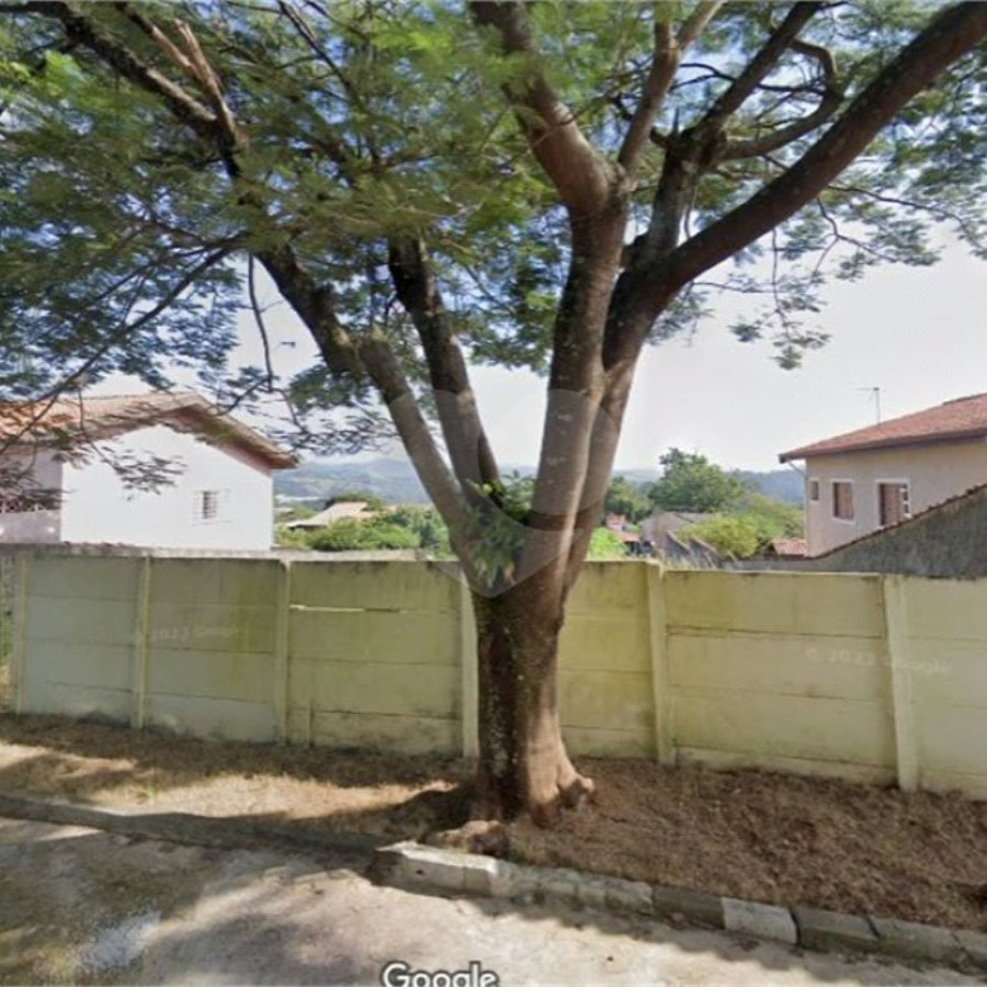 Terreno com 480m² à venda no Jardim dos Pinheiros
