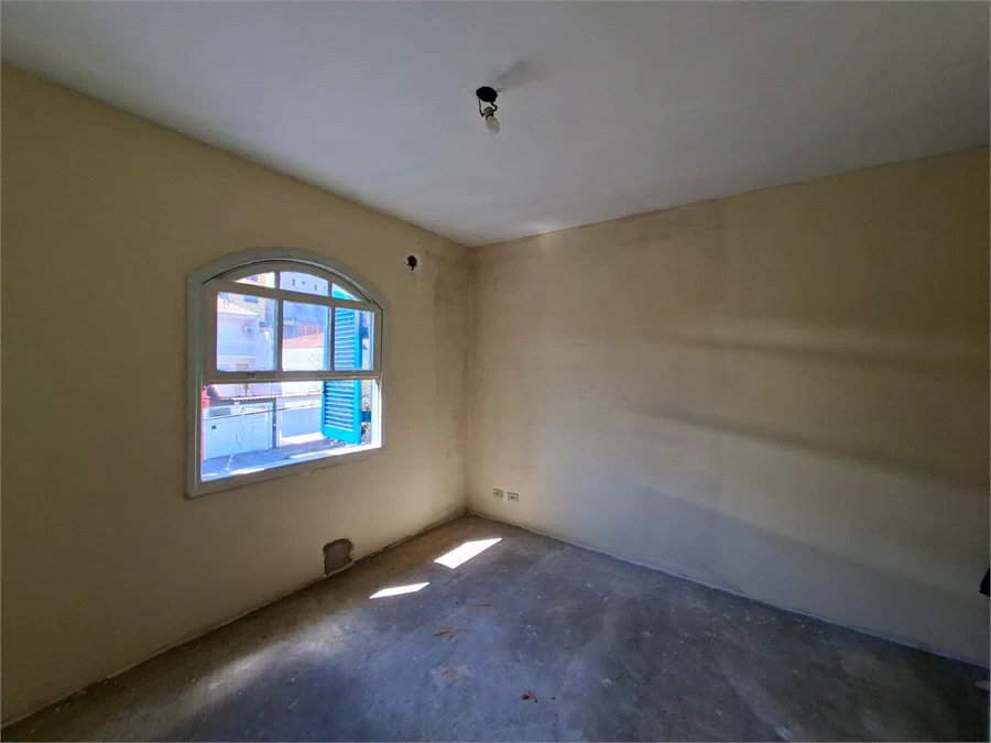 Sobrado à venda com 3 quartos, sendo 1 suíte, em Jardim Esmeralda, São Paulo, SP
