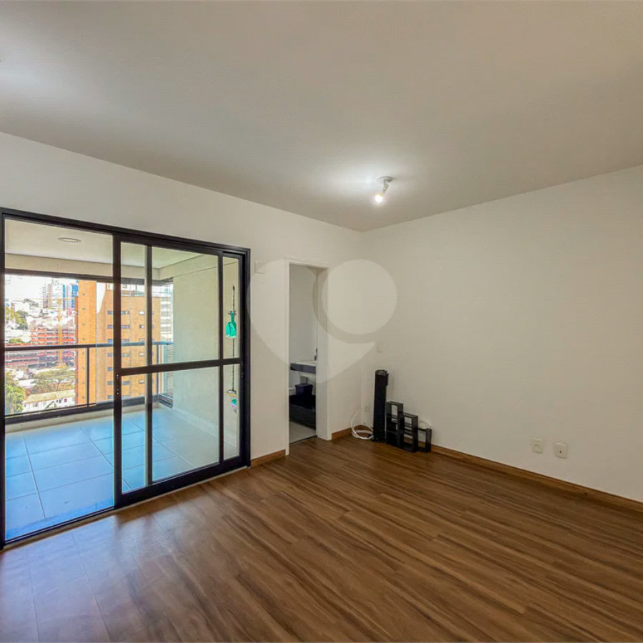 Studio novo com 33m² e vaga na garagem na região da Aclimação em São Paulo - SP.