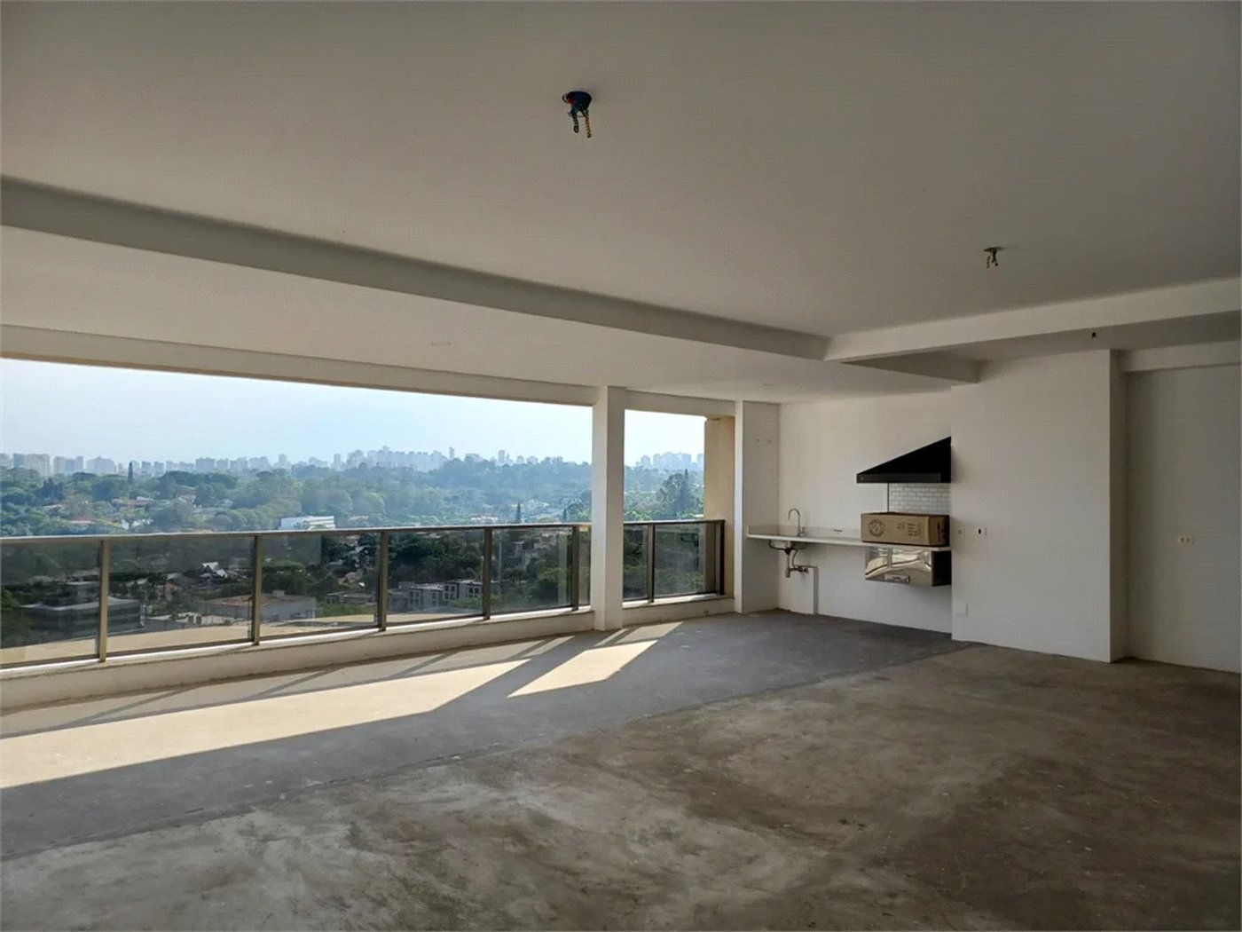 Apartamento à venda com 4 suítes em Real Parque, São Paulo, SP