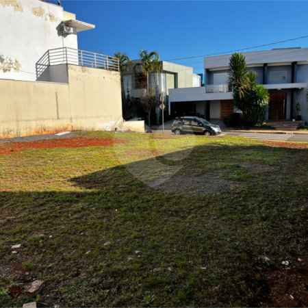 Terreno à venda em Vila Popular, Itapetininga, SP