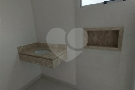 Casa Térrea à venda com 3 suítes em Jardim do Lago, Atibaia, SP
