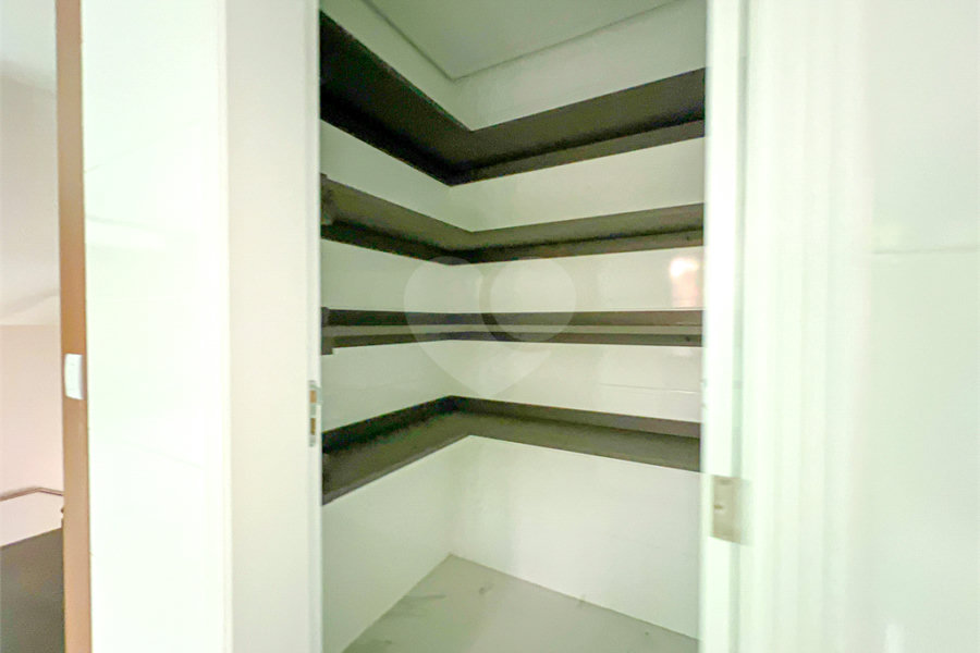 Casa à venda com 4 suítes no condomínio Res São Pedro da Aldeia, São Paulo - SP