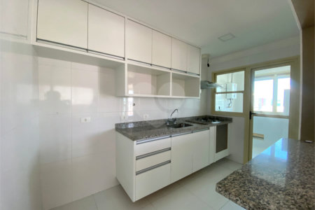 Apartamento para alugar com 2 quartos, sendo 1 suíte, em Santana, São Paulo, SP