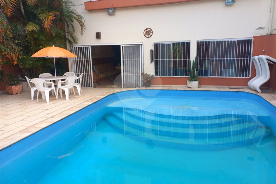 Sobrado à venda ou para alugar com 4 quartos, sendo 1 suíte,  em Santana, São Paulo, SP