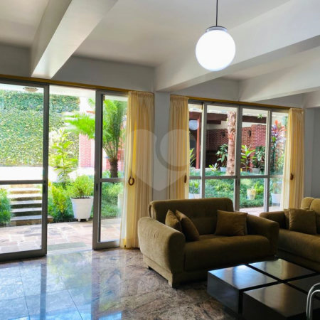 Casa à venda com 4 quartos, sendo 2 suítes, em Interlagos, São Paulo, SP