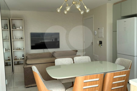 Apartamento à venda com 2 quartos em Parque Industrial Tomas Edson, São Paulo, SP