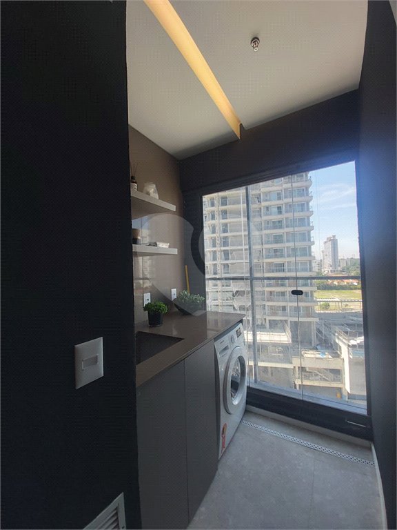 Apartamento à venda com 3 suítes em Jardim das Acácias, São Paulo, SP