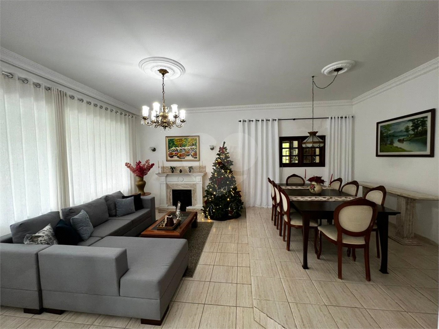 Casa à venda com 4 suítes no condomínio Alpes da Cantareira, Mairiporã - SP