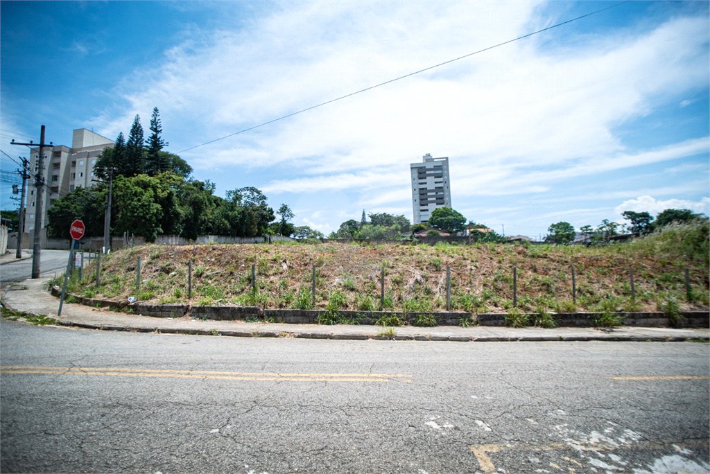 Área de Terra à venda em Jardim Paulista, Taubaté, SP