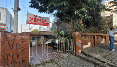 Casa Térrea à venda com 4 quartos, sendo 1 suíte,  em Parque Mandaqui, São Paulo, SP