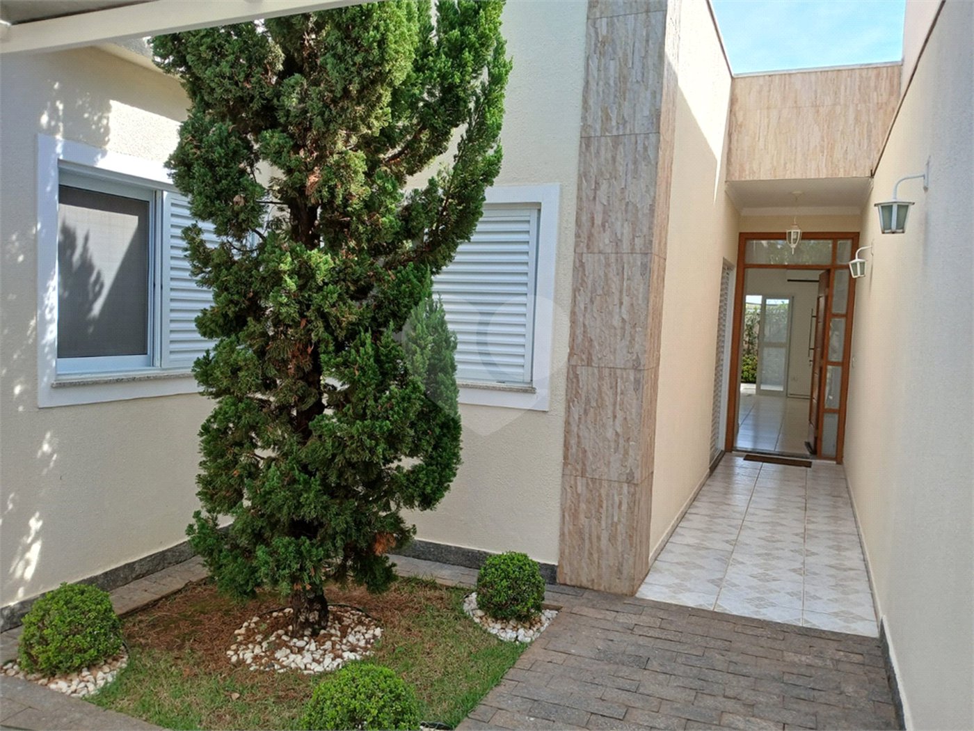 Casa à venda com 3 quartos, sendo 1 suíte, no condomínio Golden Park Residence II, Sorocaba - SP