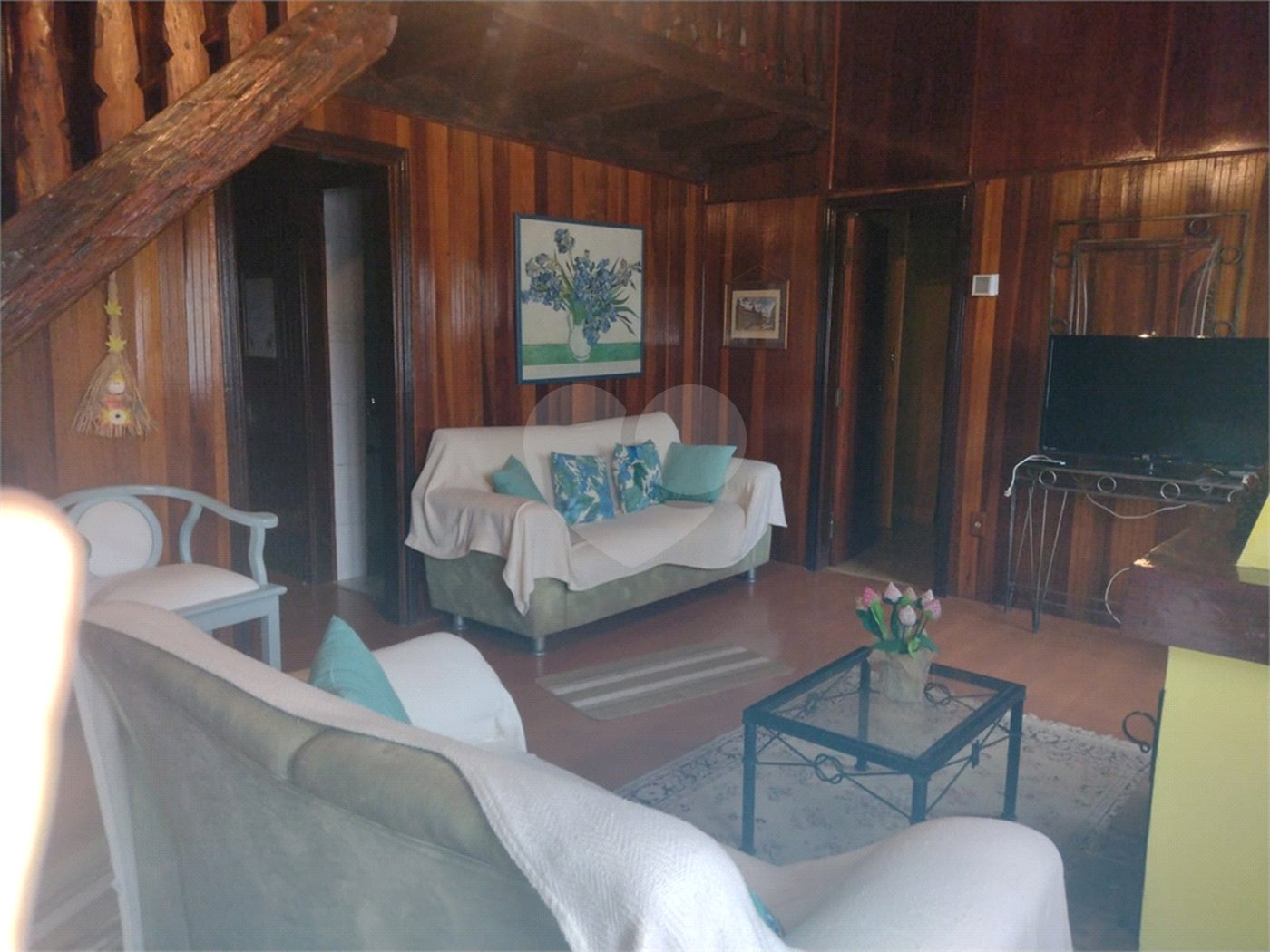 Casa à venda com 4 quartos, sendo 2 suítes,  no condomínio Cinco Lagos, Mairiporã - SP
