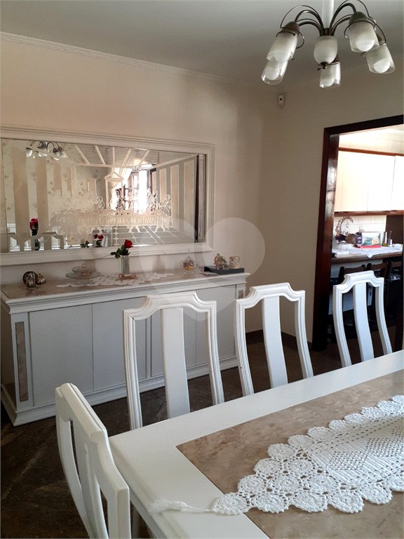 Sobrado à venda com 3 quartos, sendo 1 suíte,  em Vila Guilherme, São Paulo, SP